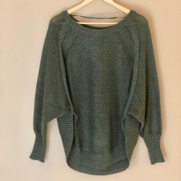Olive Tulip Sweater - Picture 2 of 6